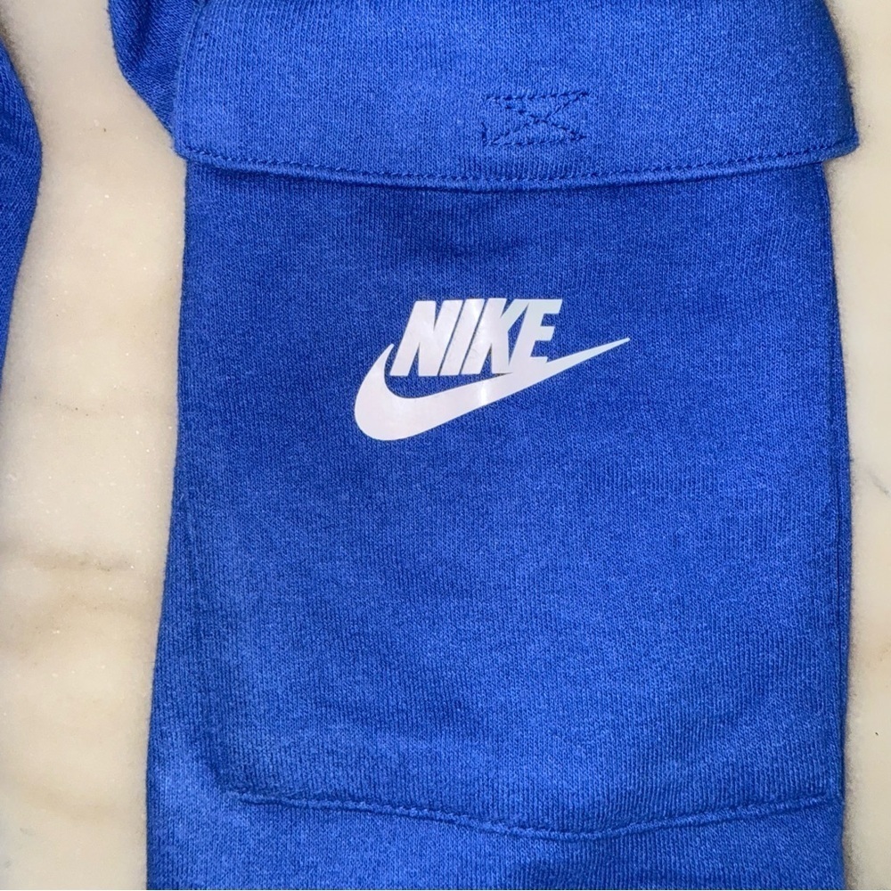 Kids' Nike Sportswear T-Shirt + Jogger Set size 6 - Picture 6 of 8